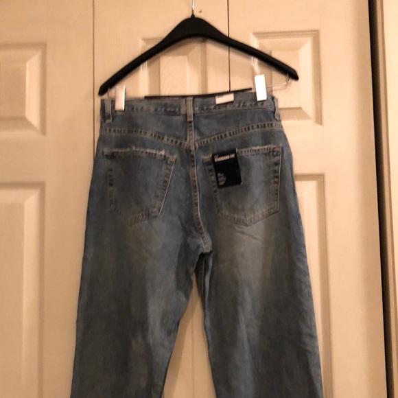 Men’s new GAP jeans - Picture 2 of 3